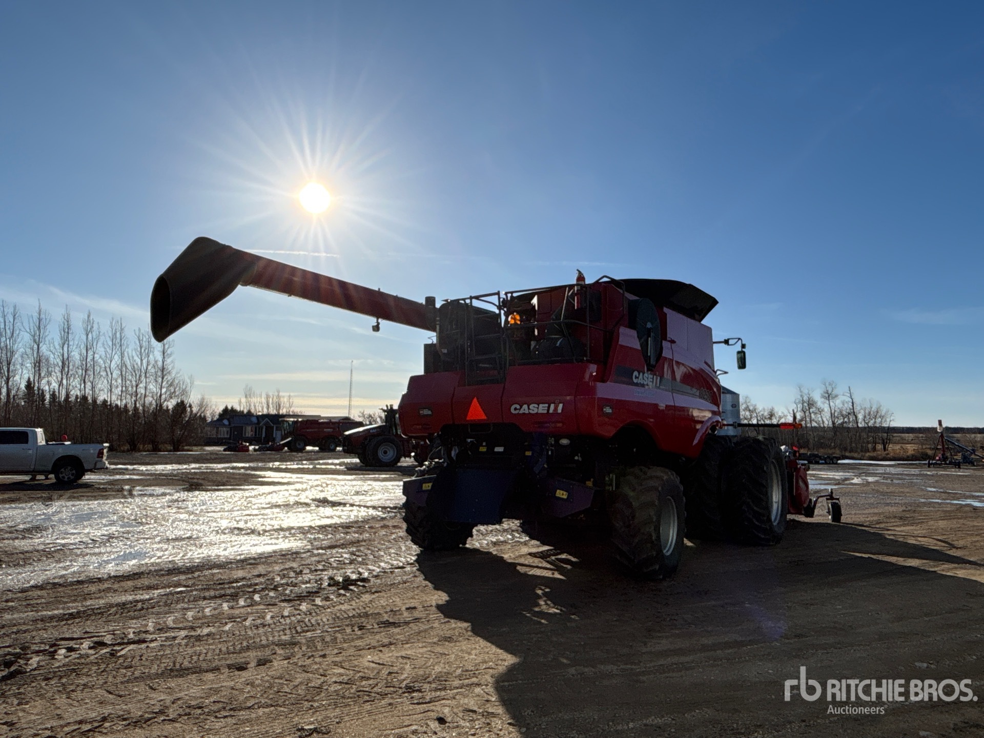 General Appearance with Bild, Ecke hinten rechts