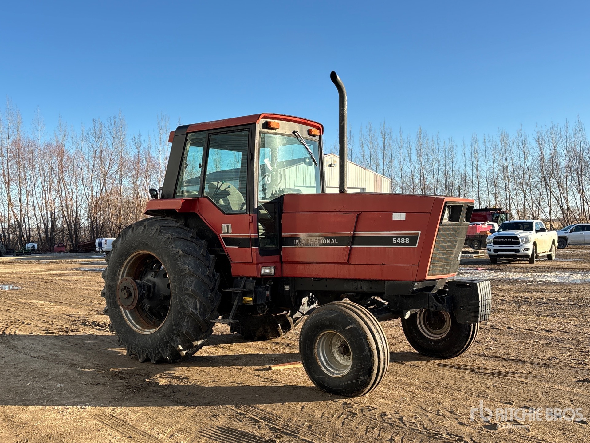 General Appearance with Bild, Ecke vorne rechts