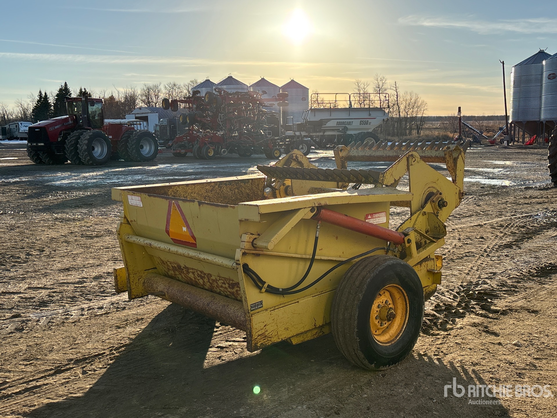 General Appearance with Zdjęcie, prawy dolny róg