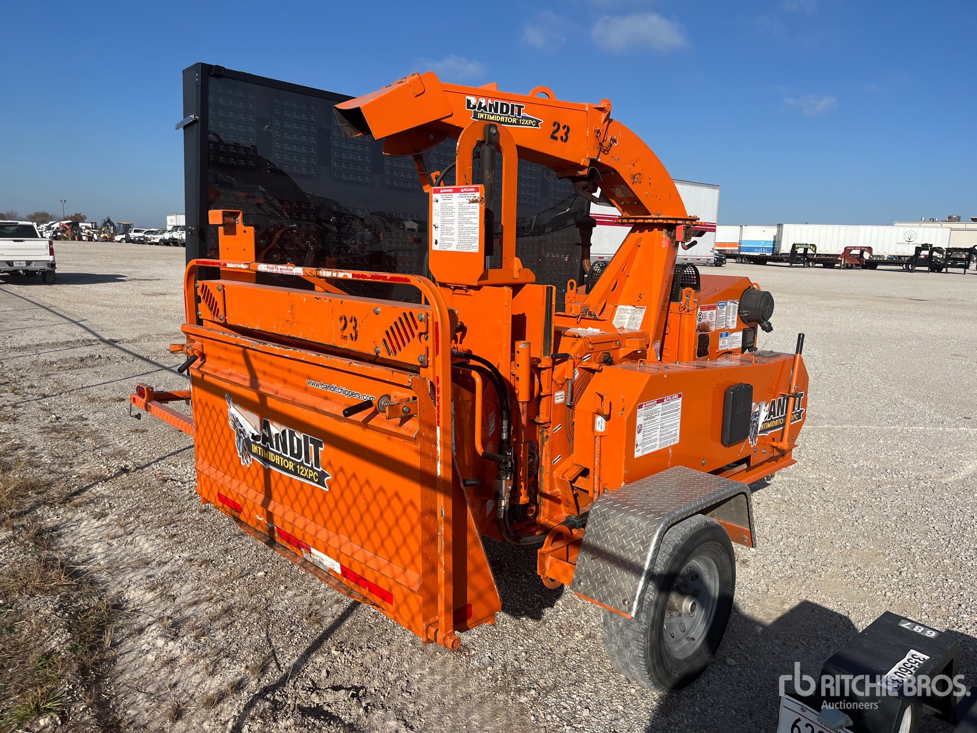 General Appearance with Imagen: esquina trasera derecha