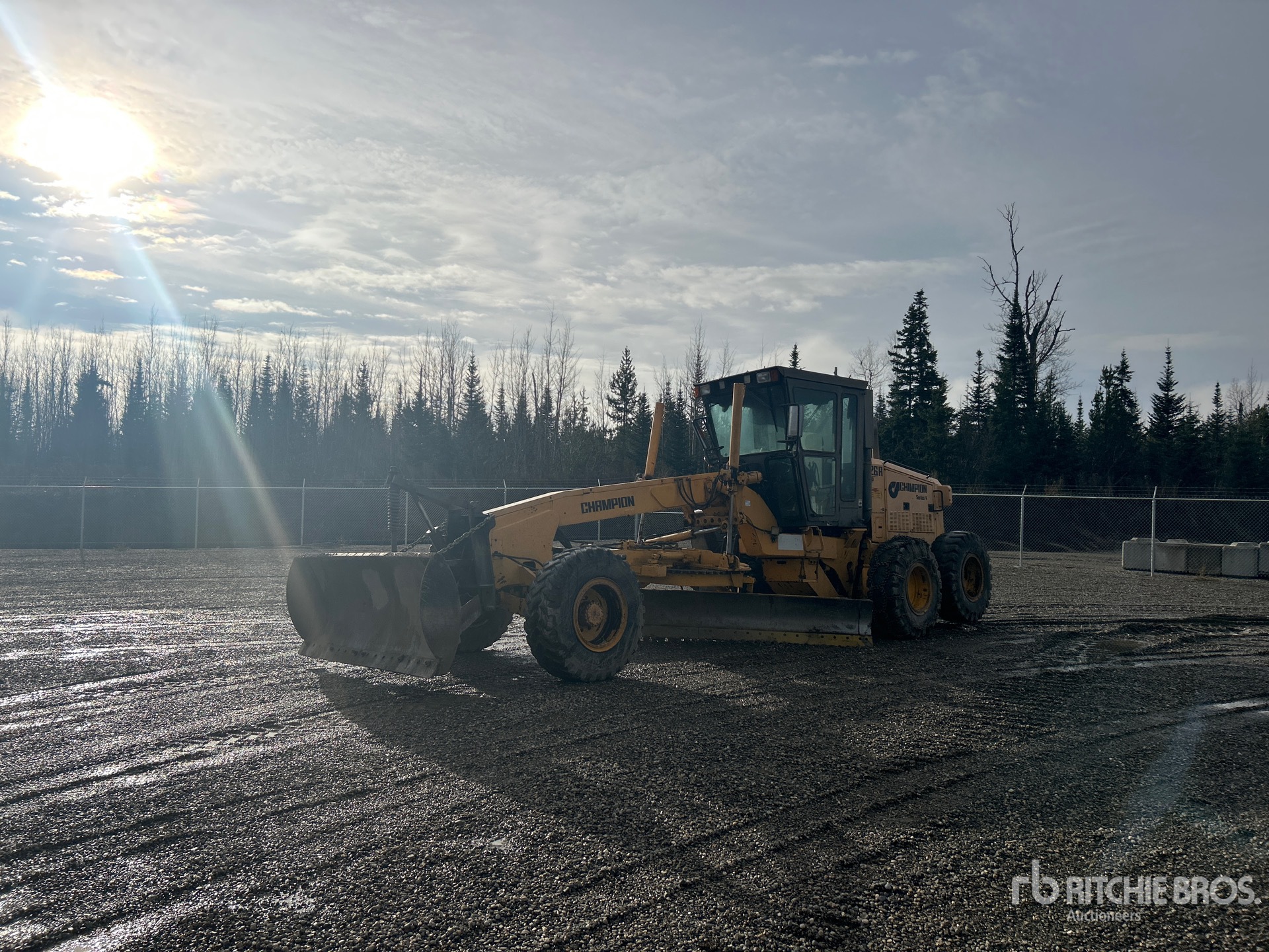 General Appearance with Imagen: esquina delantera izquierda