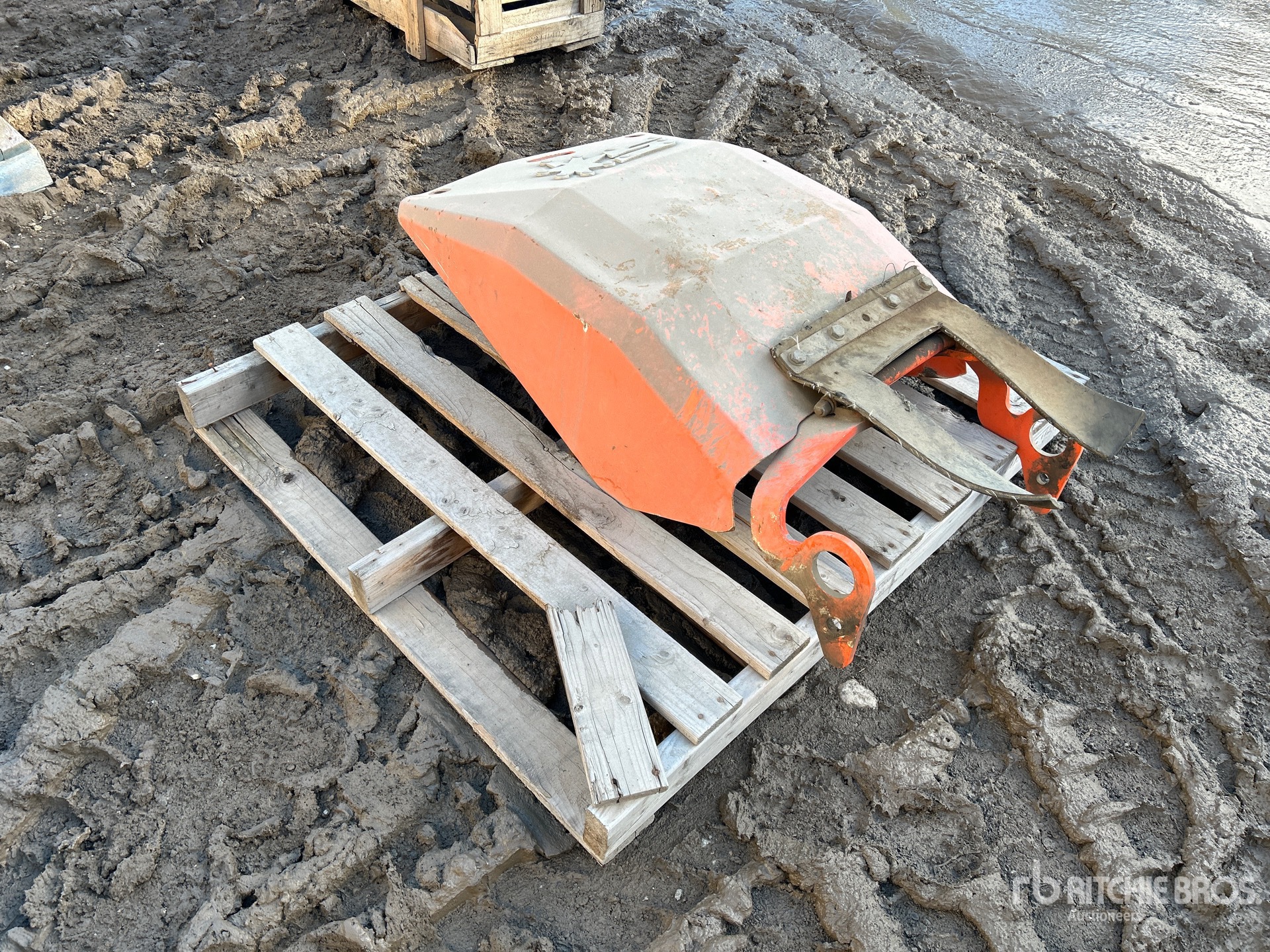 General Appearance with Bild, Ecke vorne rechts