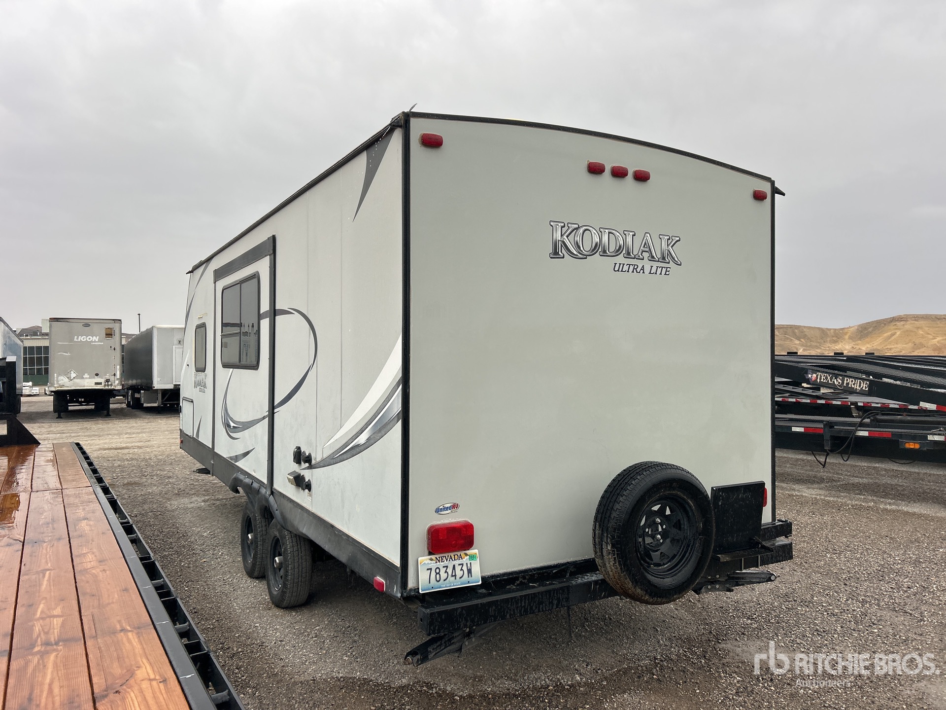 General Appearance with Picture, Left Rear Corner