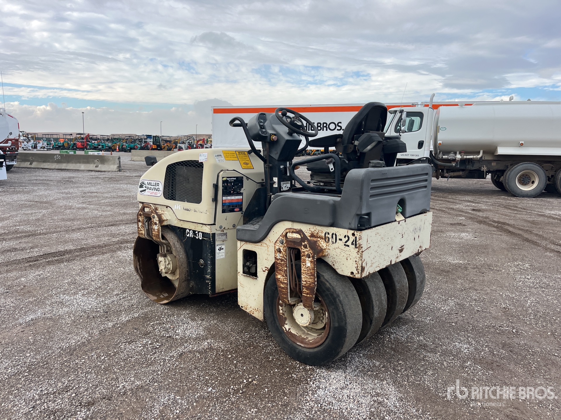 General Appearance with Imagen: esquina trasera izquierda