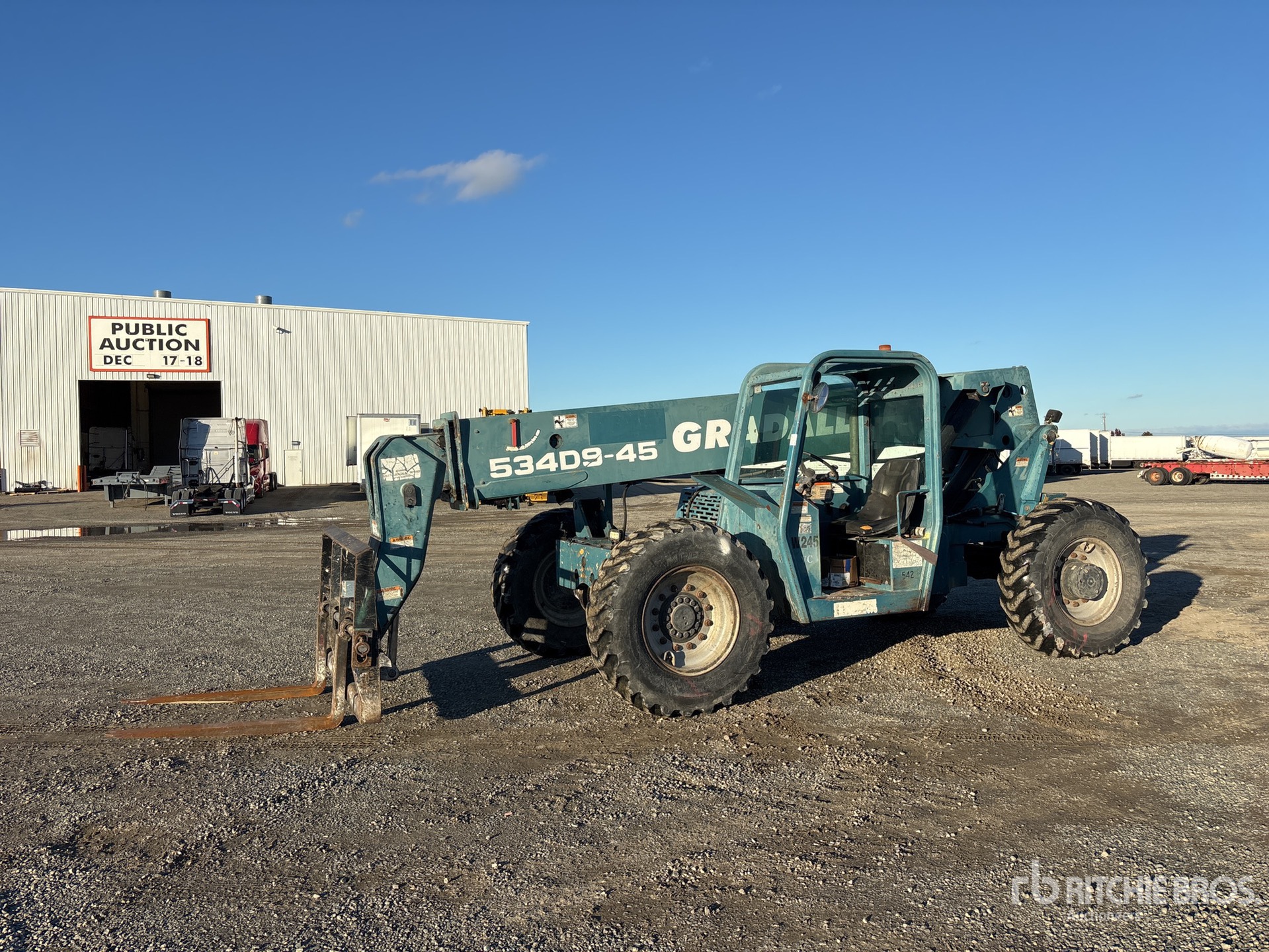 General Appearance with Picture, Left Front Corner