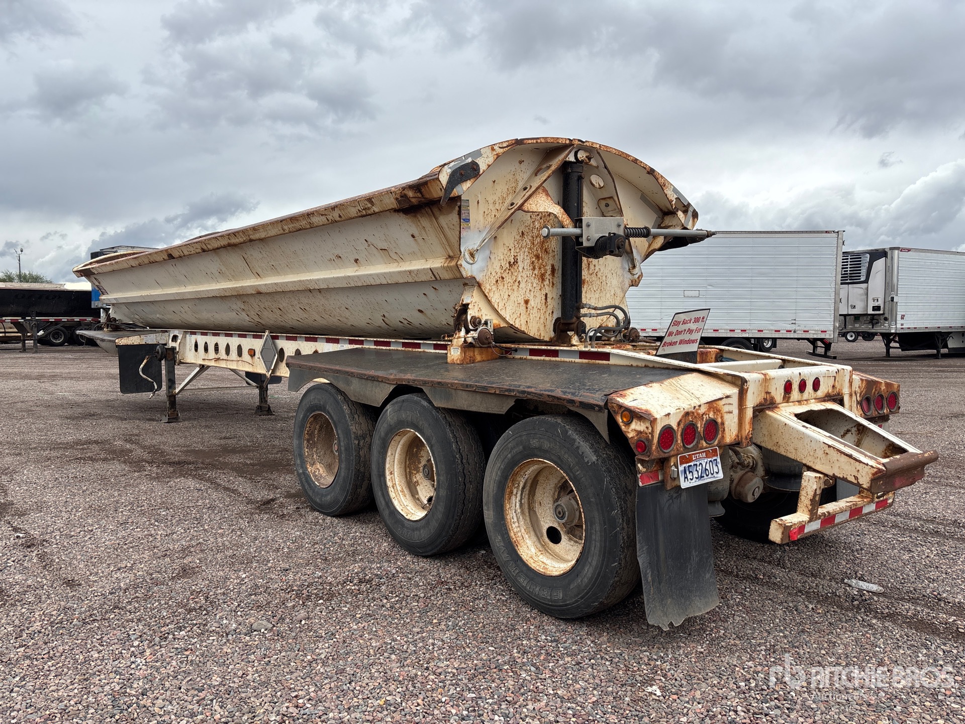 General Appearance with Imagen: esquina trasera izquierda