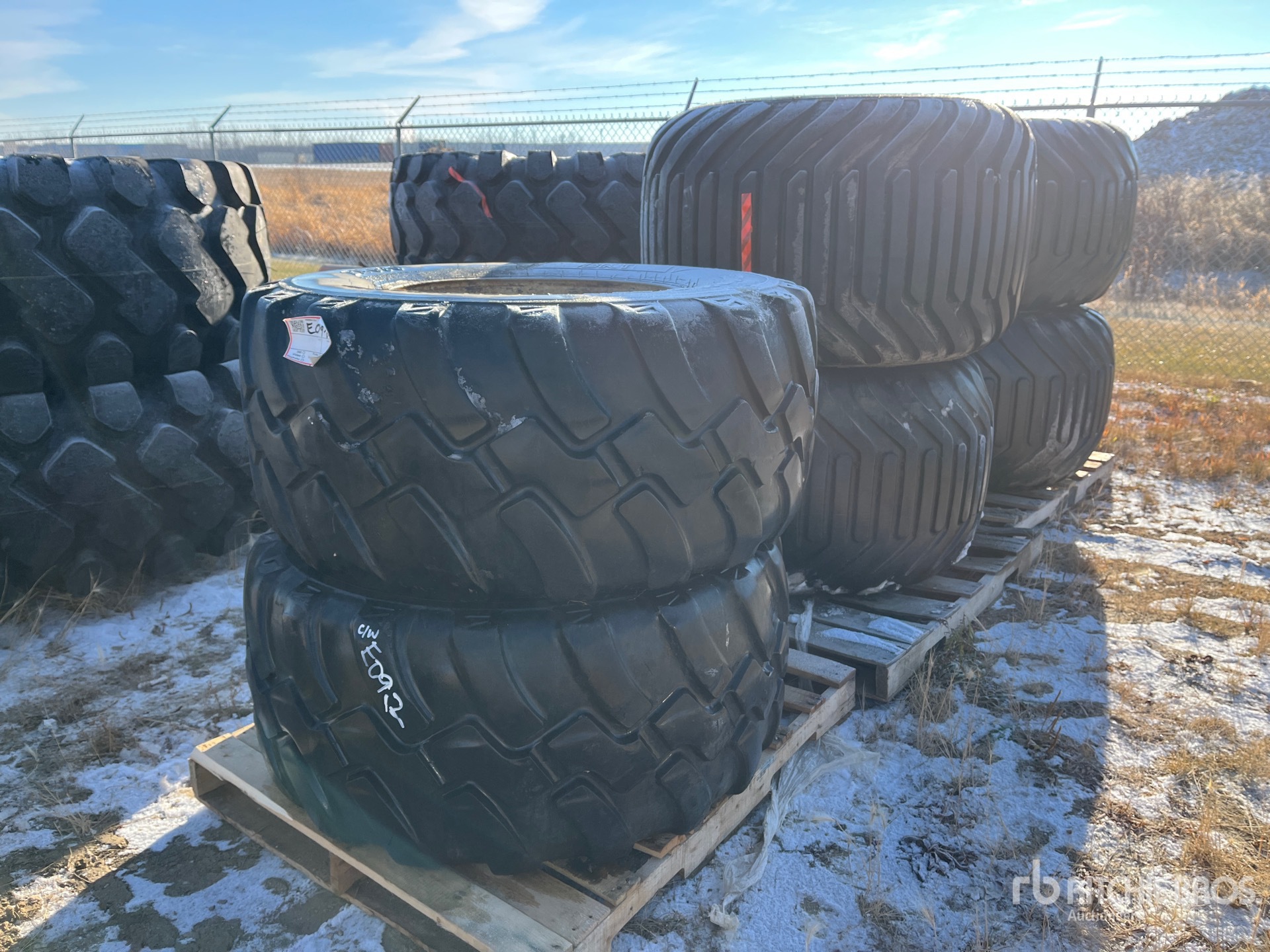 Aspect général with Image, coin avant gauche