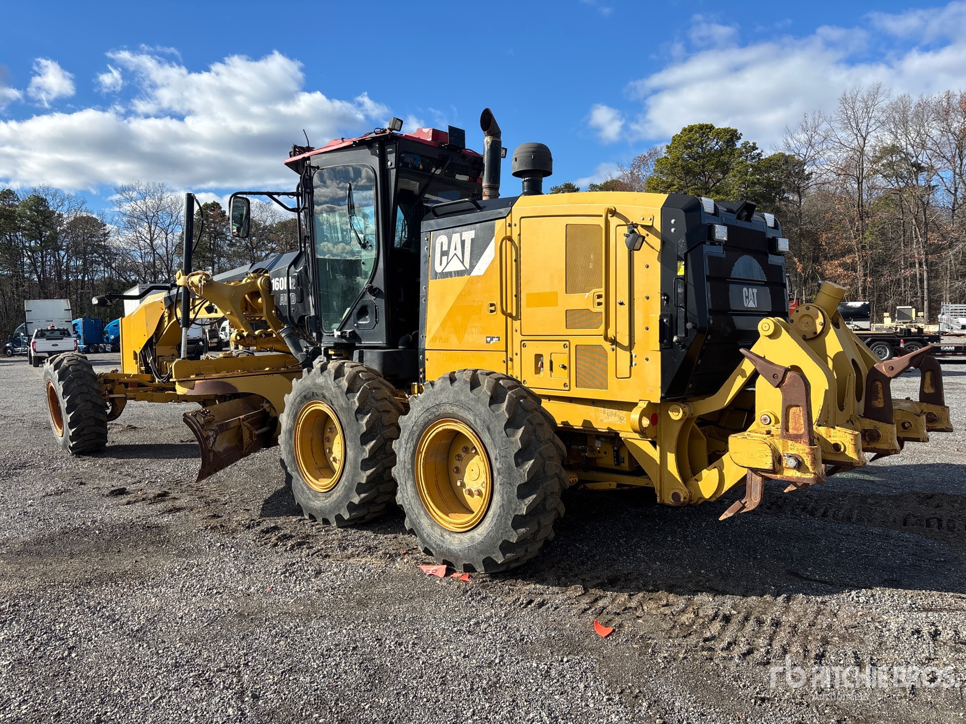 General Appearance with Imagen: esquina trasera izquierda