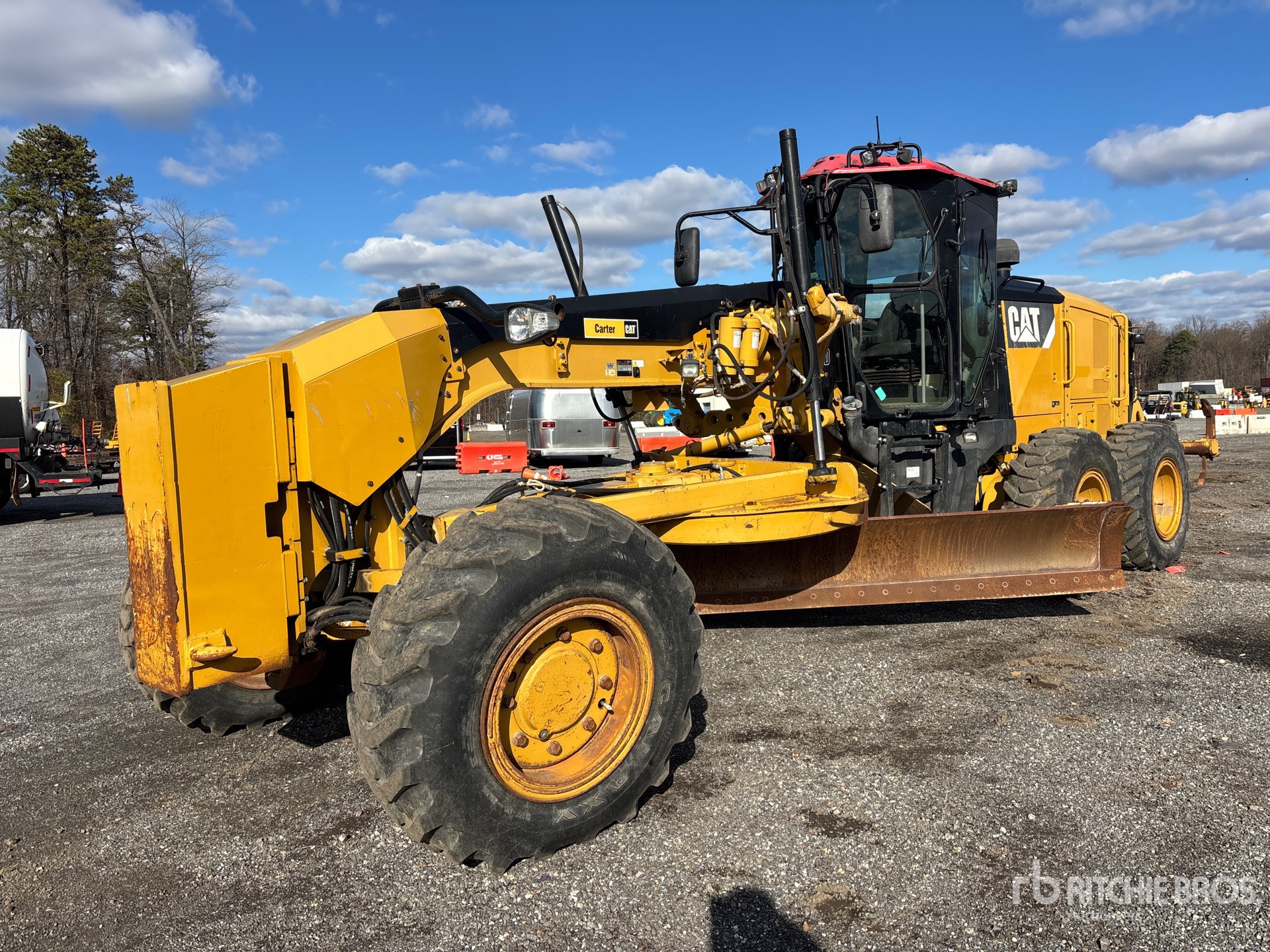 General Appearance with Featured Photo