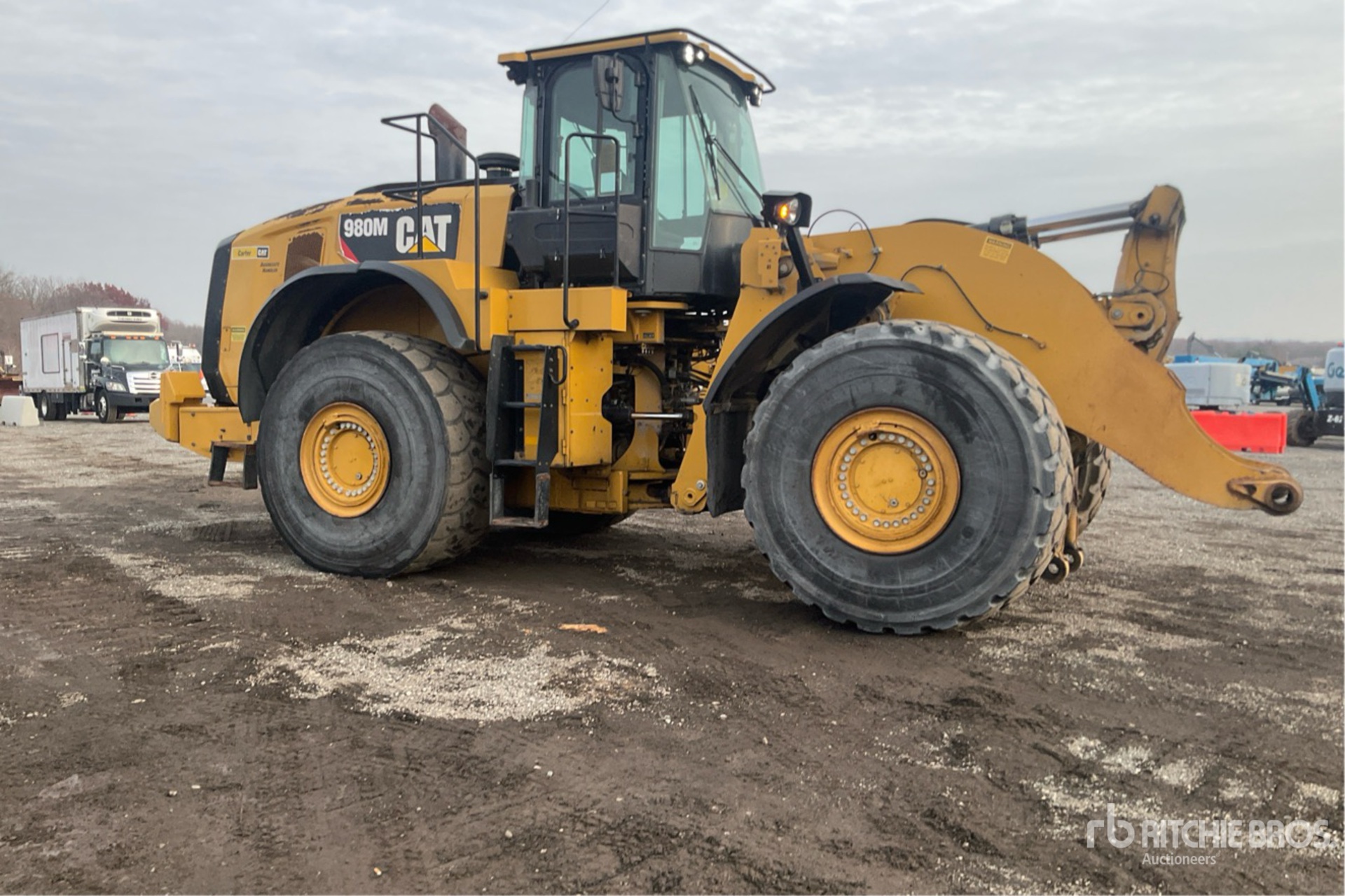 General Appearance with Bild, Ecke vorne rechts