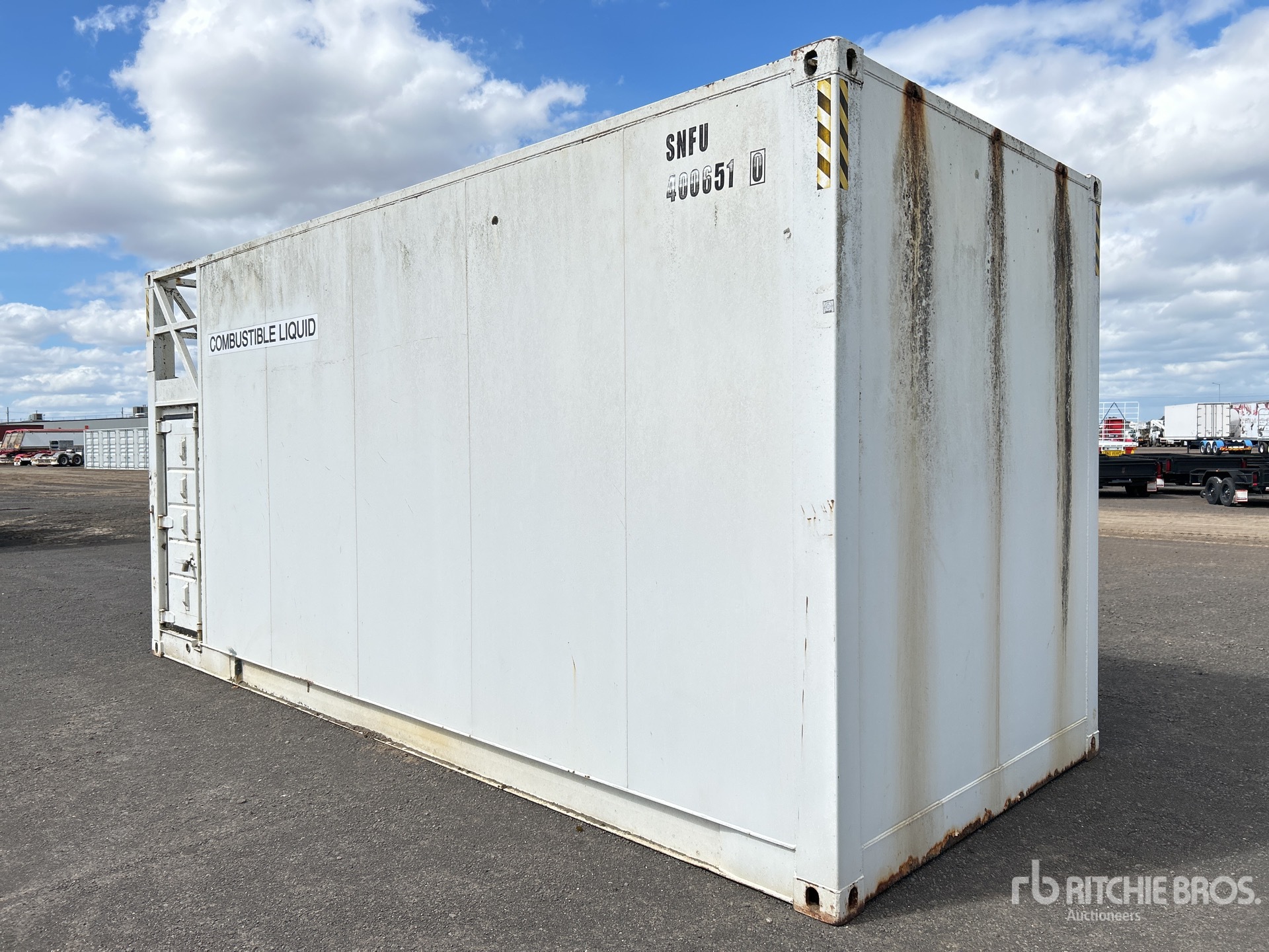 General Appearance with Picture, Left Rear Corner