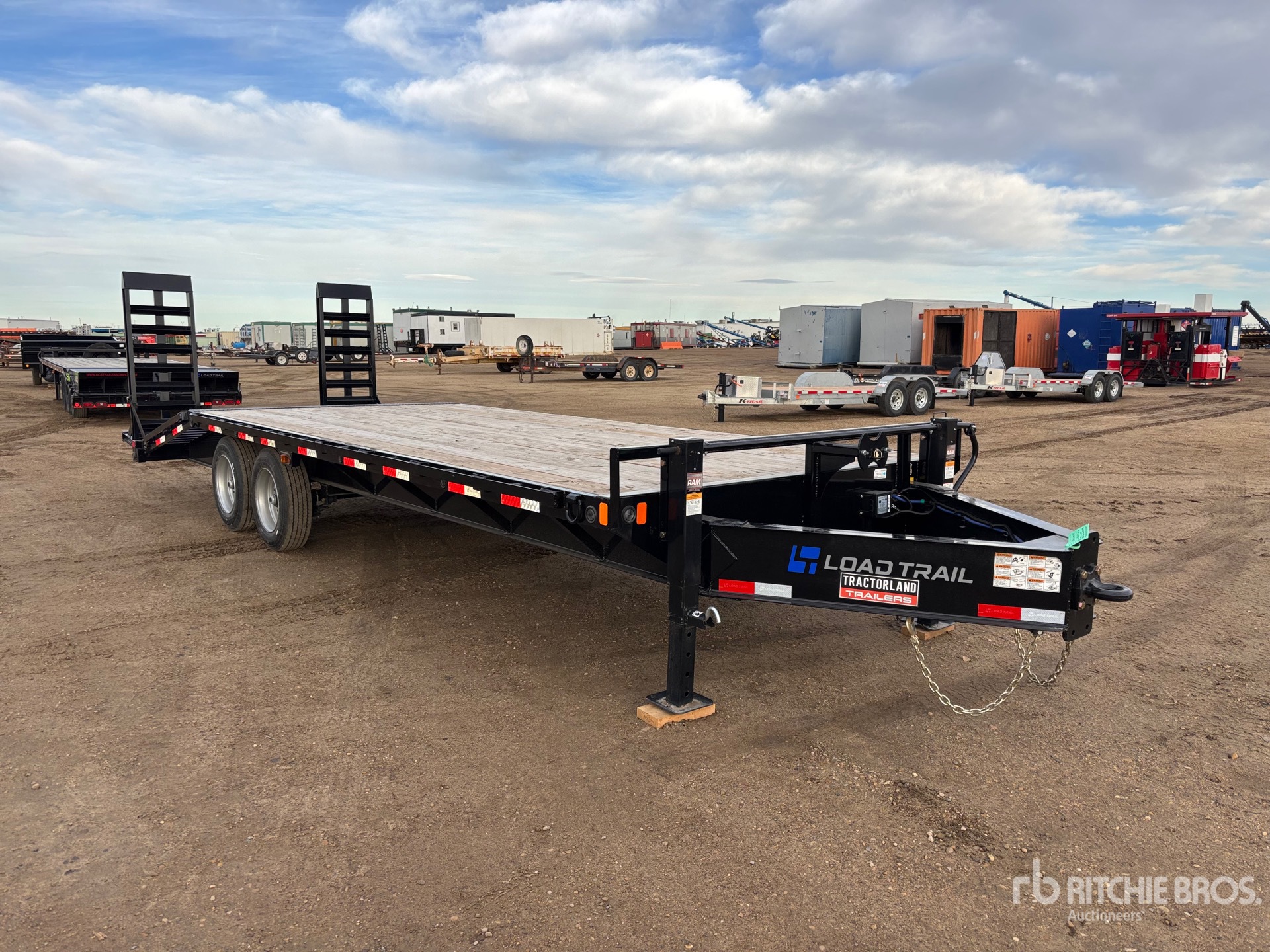 General Appearance with Bild, Ecke vorne rechts