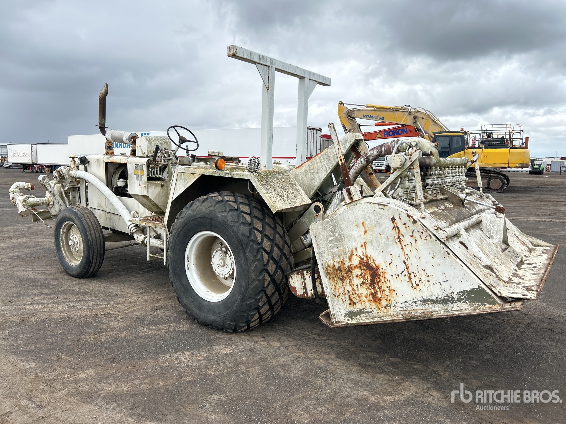 General Appearance with Picture, Left Rear Corner