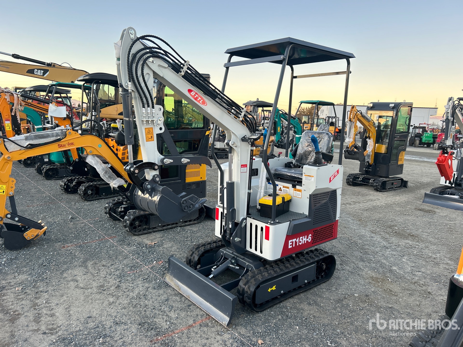 General Appearance with Picture, Left Front Corner