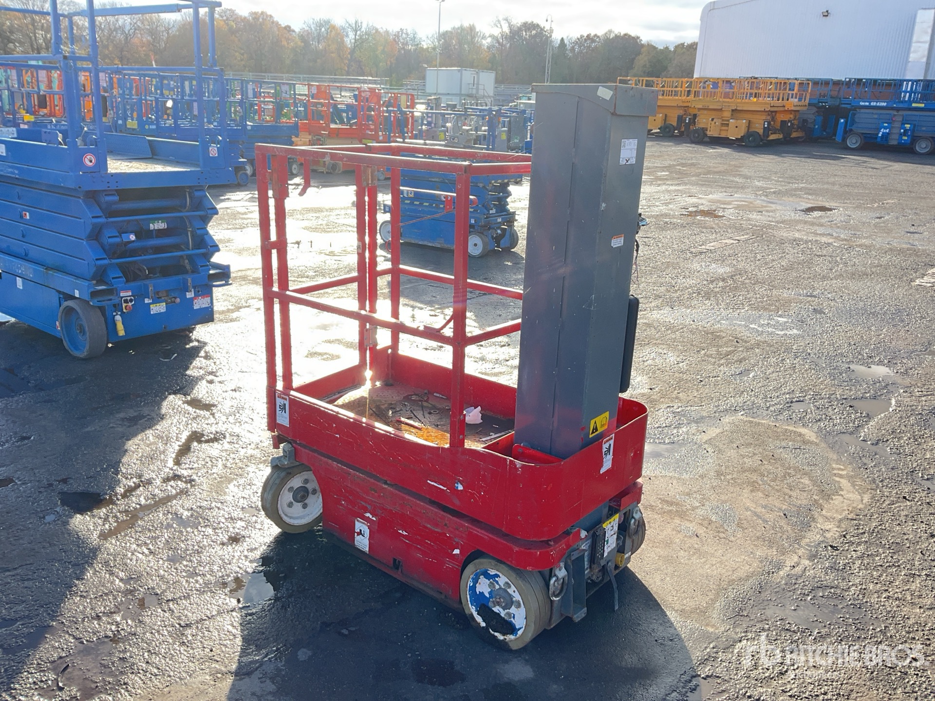 General Appearance with Picture, Left Rear Corner