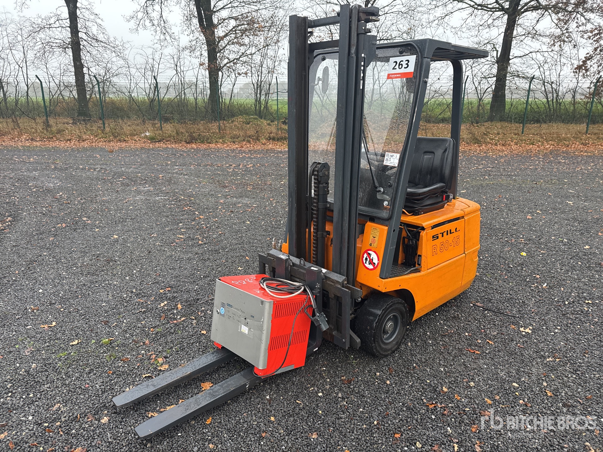 General Appearance with Picture, Left Front Corner