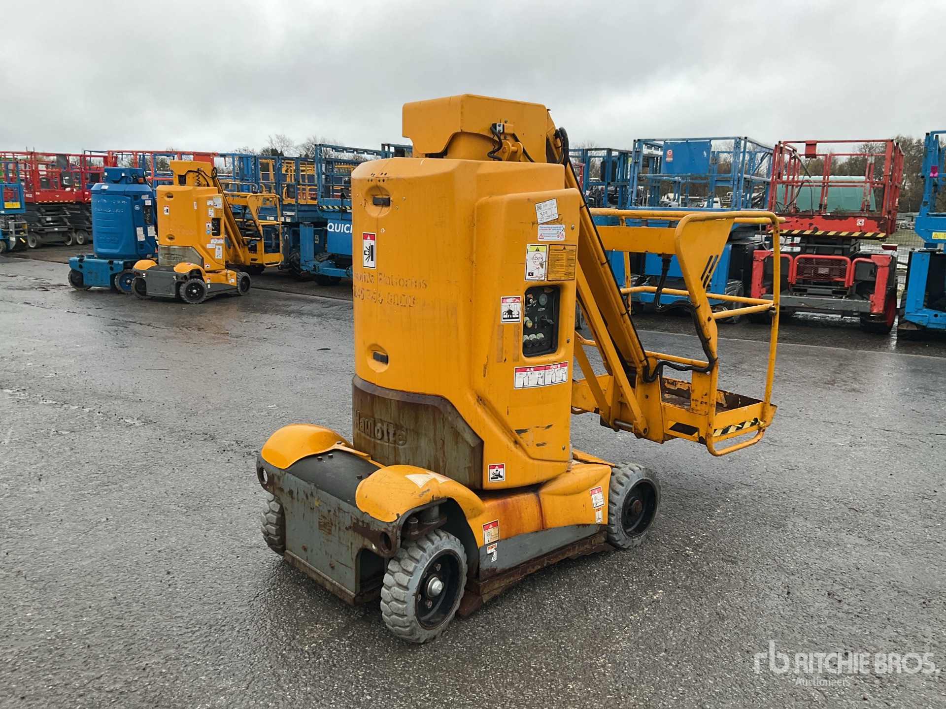 General Appearance with Picture, Left Front Corner