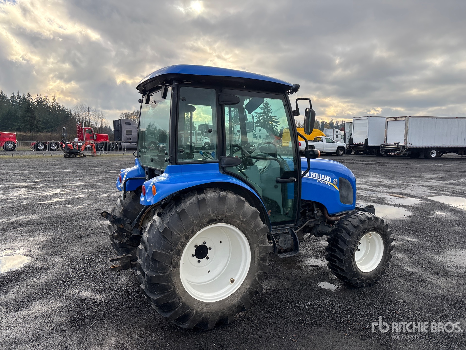 General Appearance with Foto, angolo anteriore sinistro