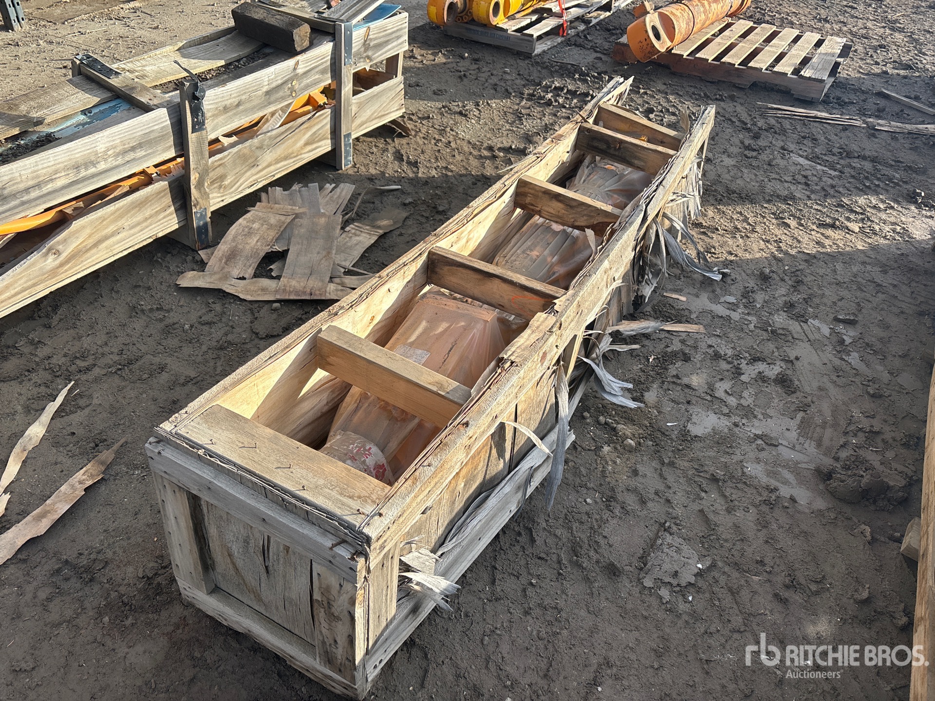 General Appearance with Bild, Ecke vorne rechts