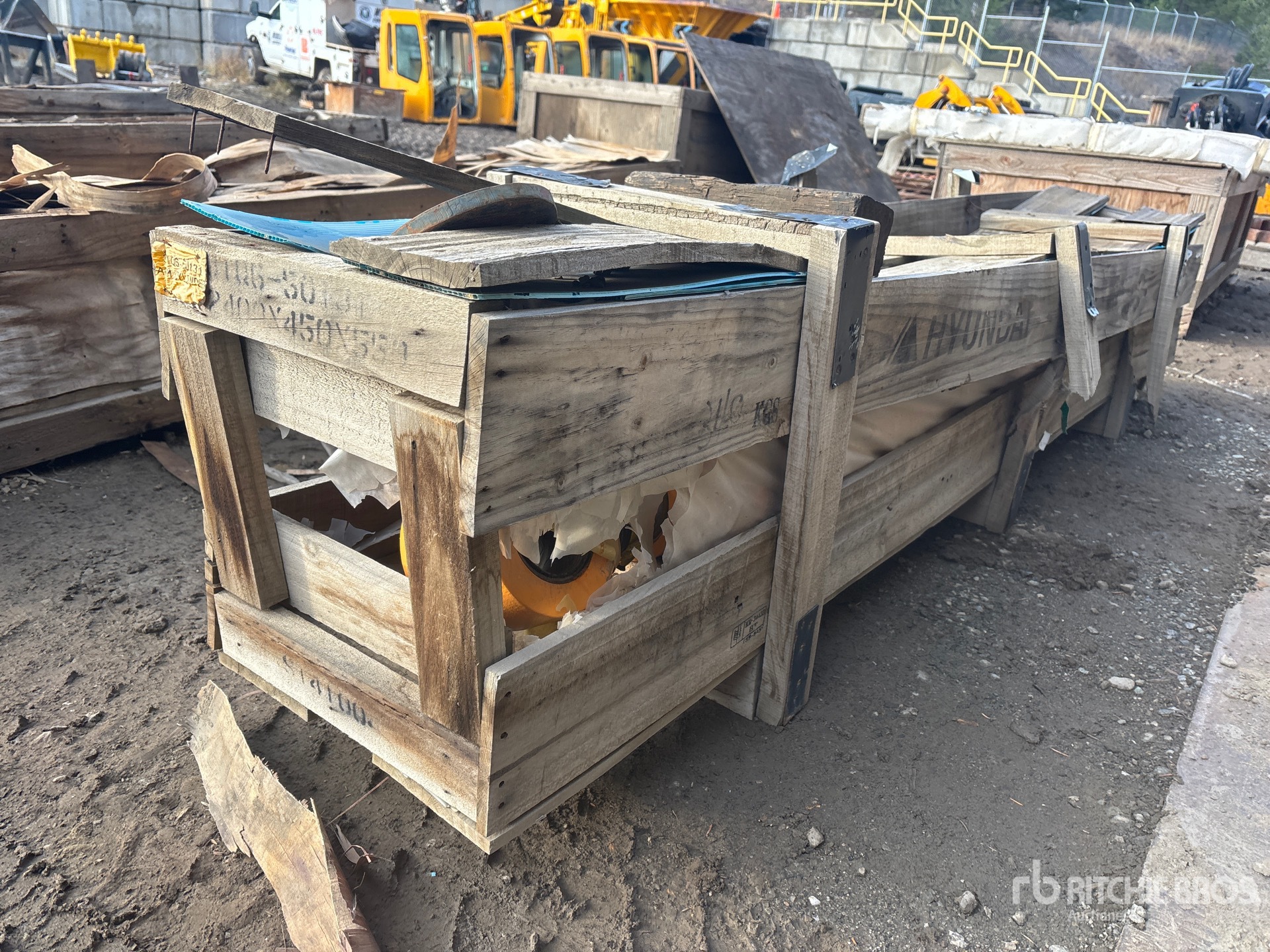 General Appearance with Bild, Ecke hinten links