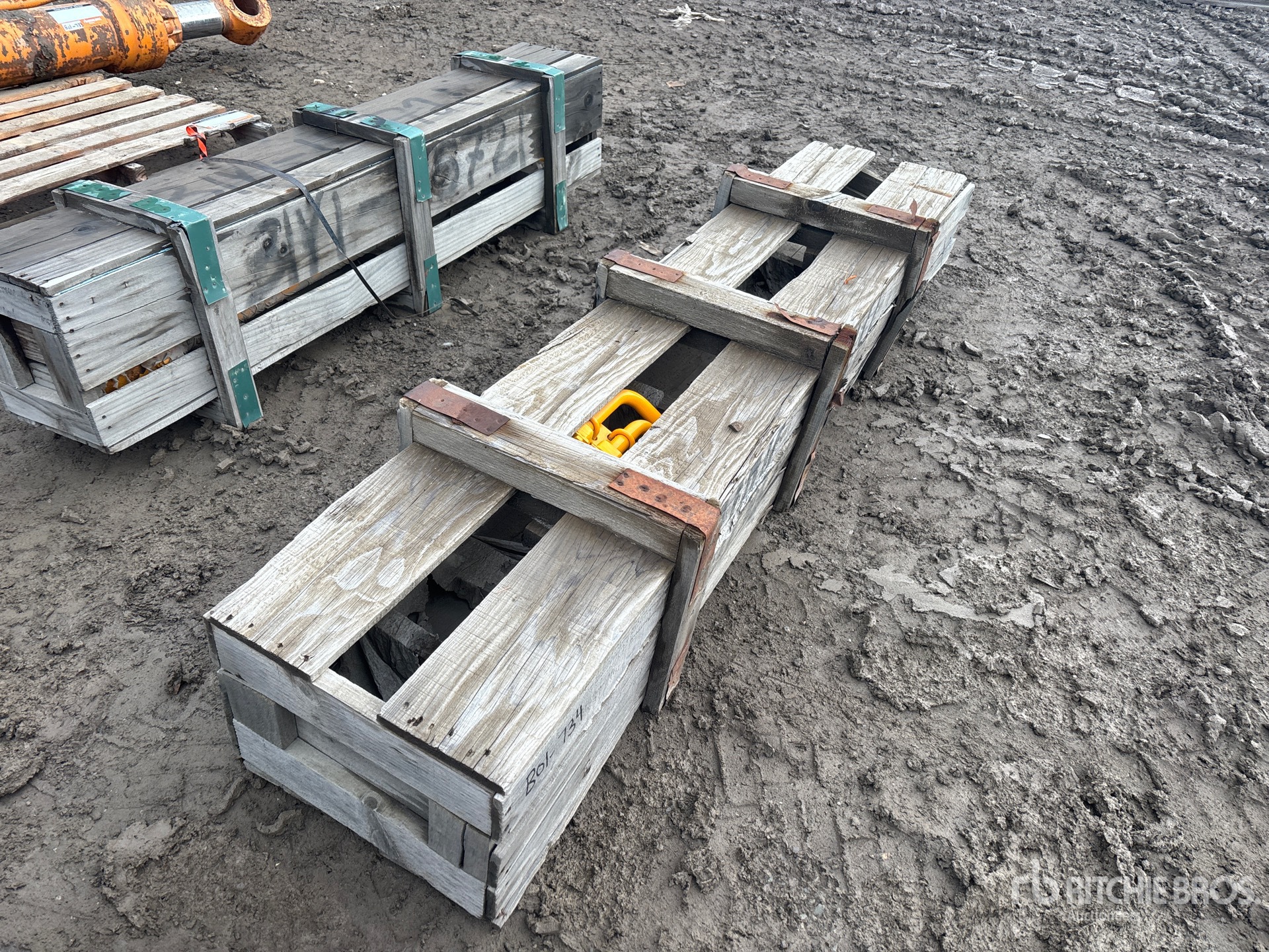 General Appearance with Bild, Ecke vorne rechts