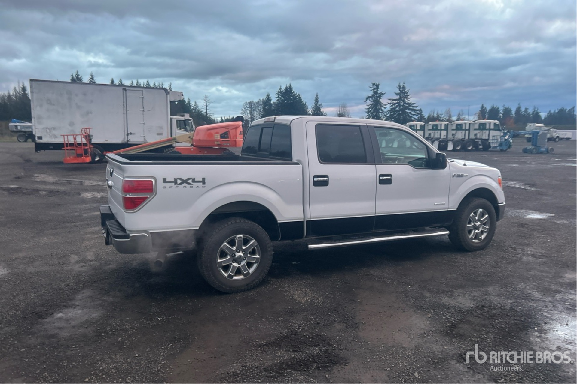 General Appearance with Picture, Right Rear Corner