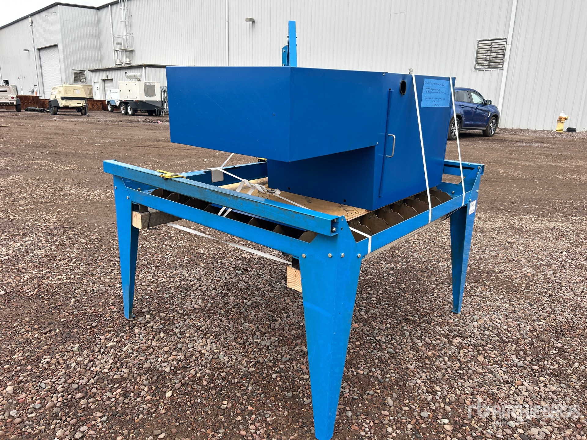 General Appearance with Imagen: esquina delantera derecha