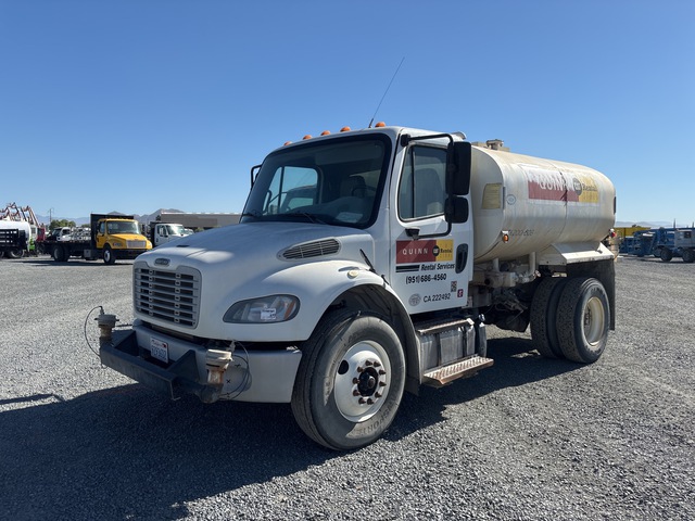 2017 Freightliner M2 106 2000 gal 4x2 Water Truck