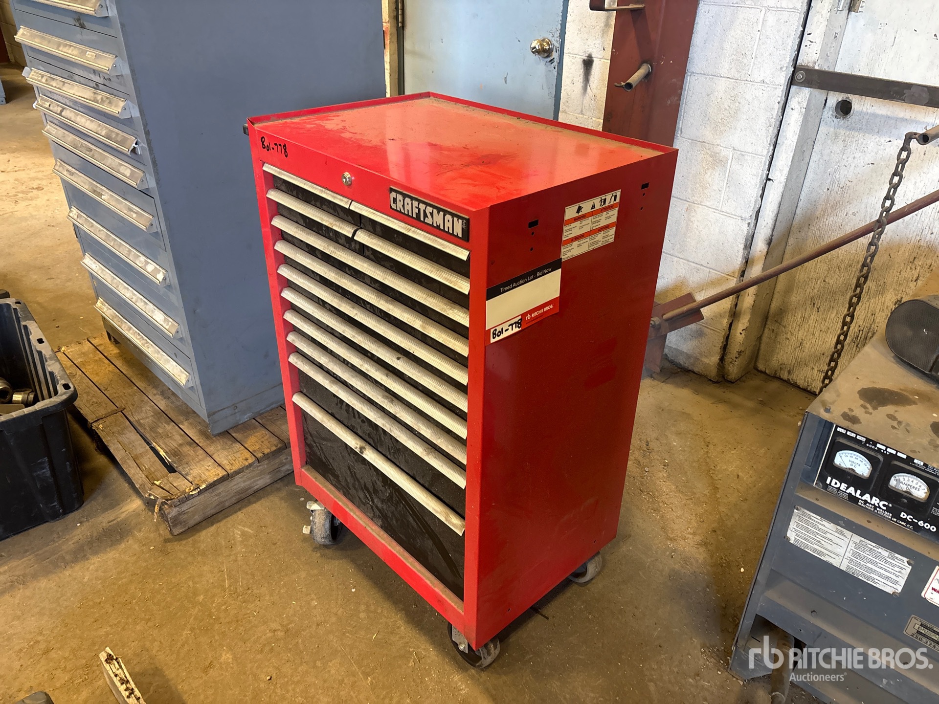 General Appearance with Picture, Left Front Corner