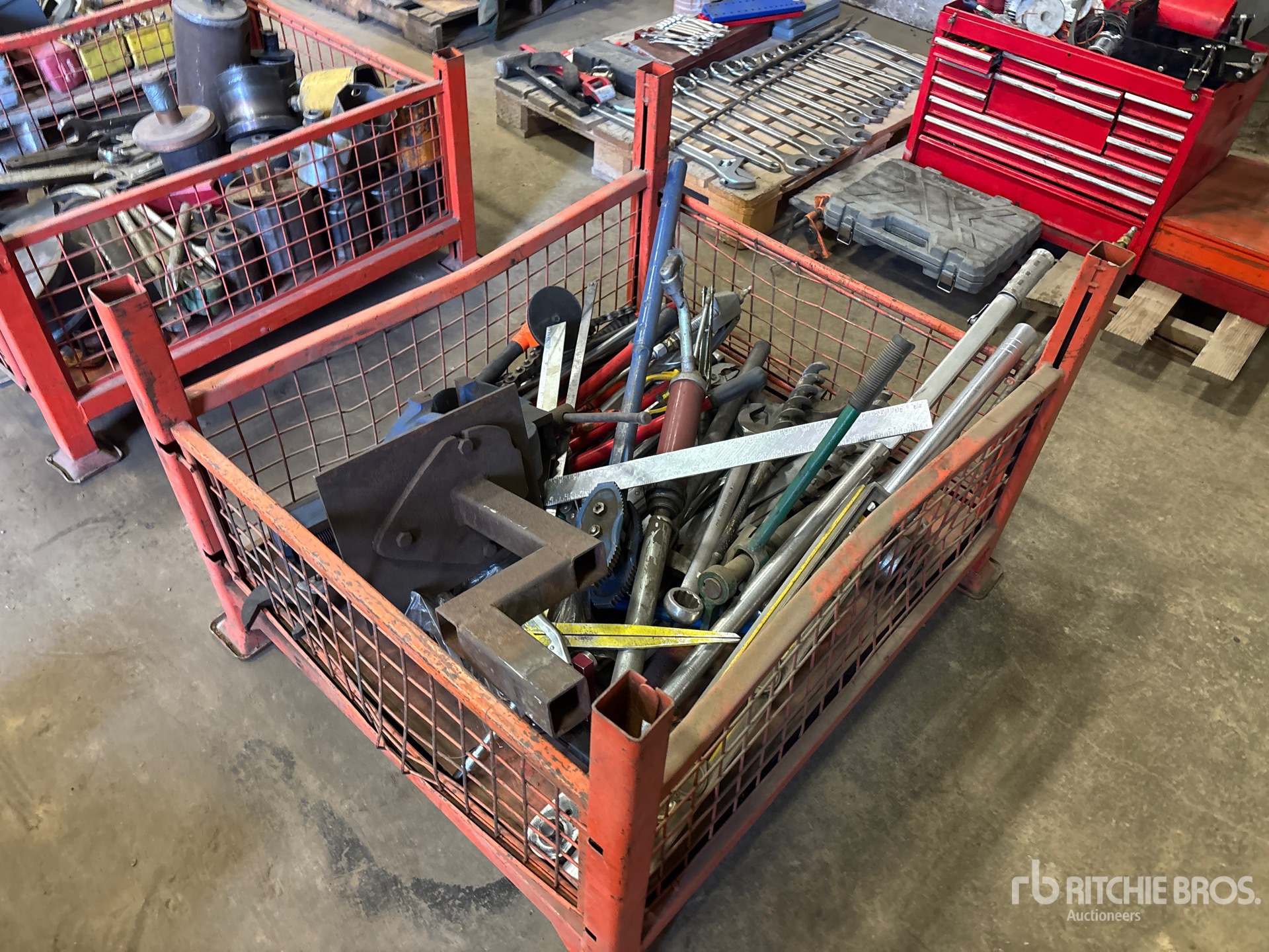 General Appearance with Bild, Ecke hinten links