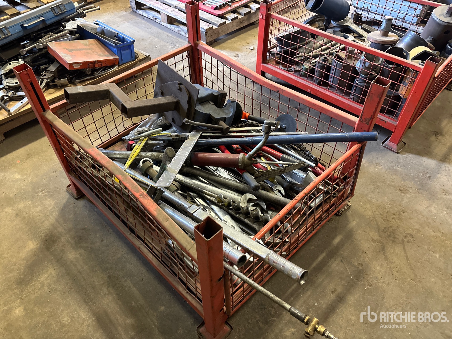 General Appearance with Bild, Ecke hinten rechts