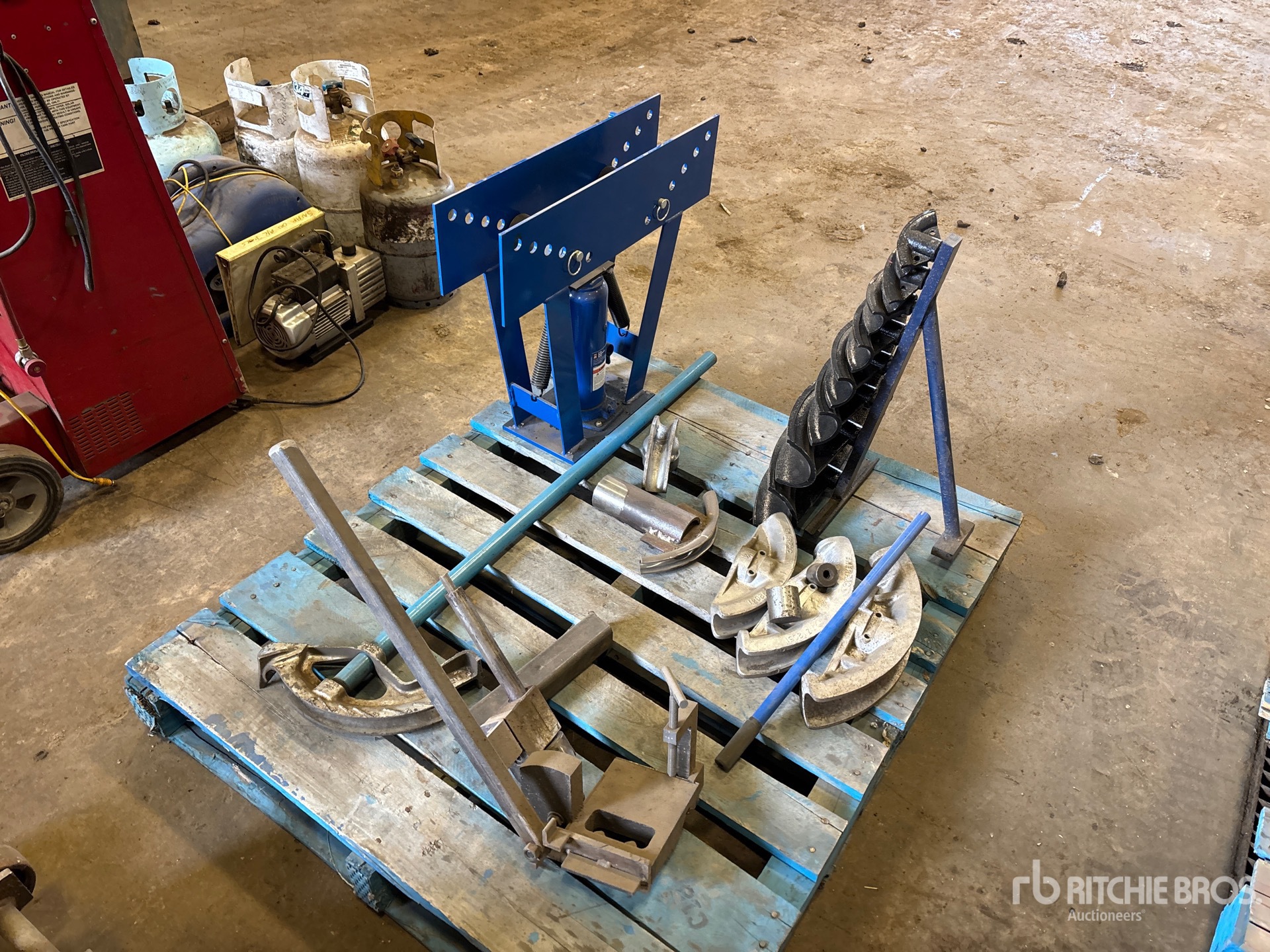 General Appearance with Bild, Ecke hinten rechts