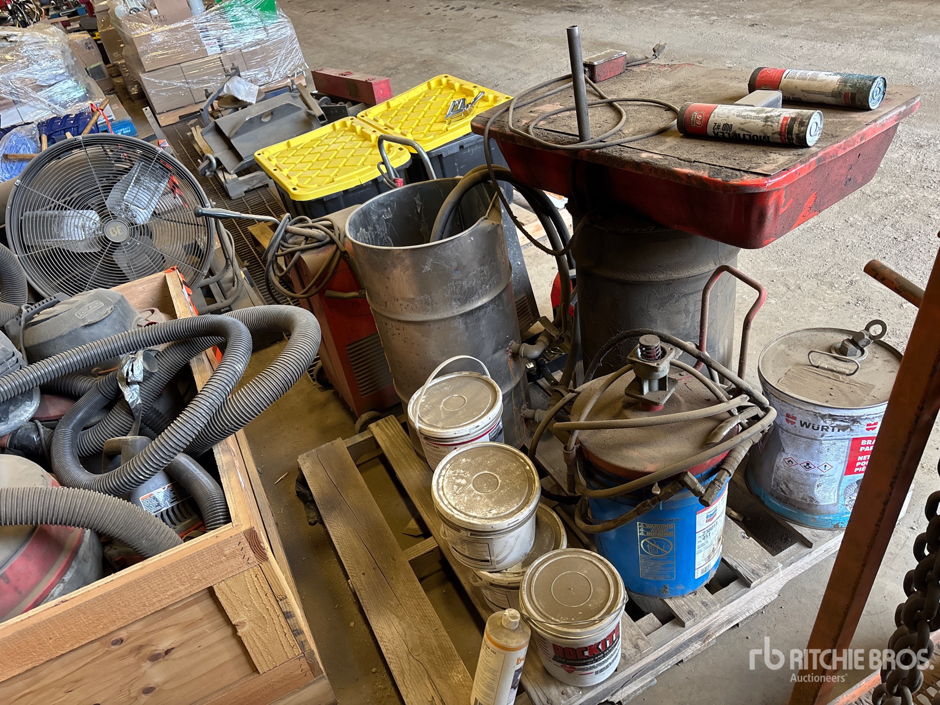 General Appearance with Foto, angolo anteriore sinistro