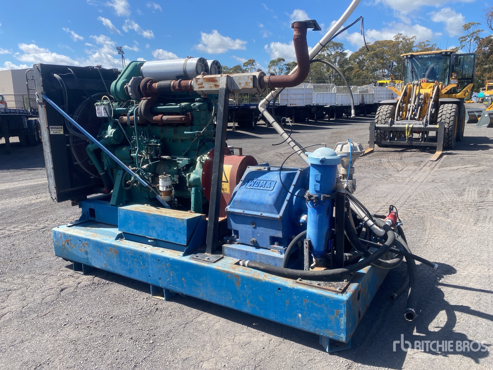 General Appearance with Bild, Ecke hinten links