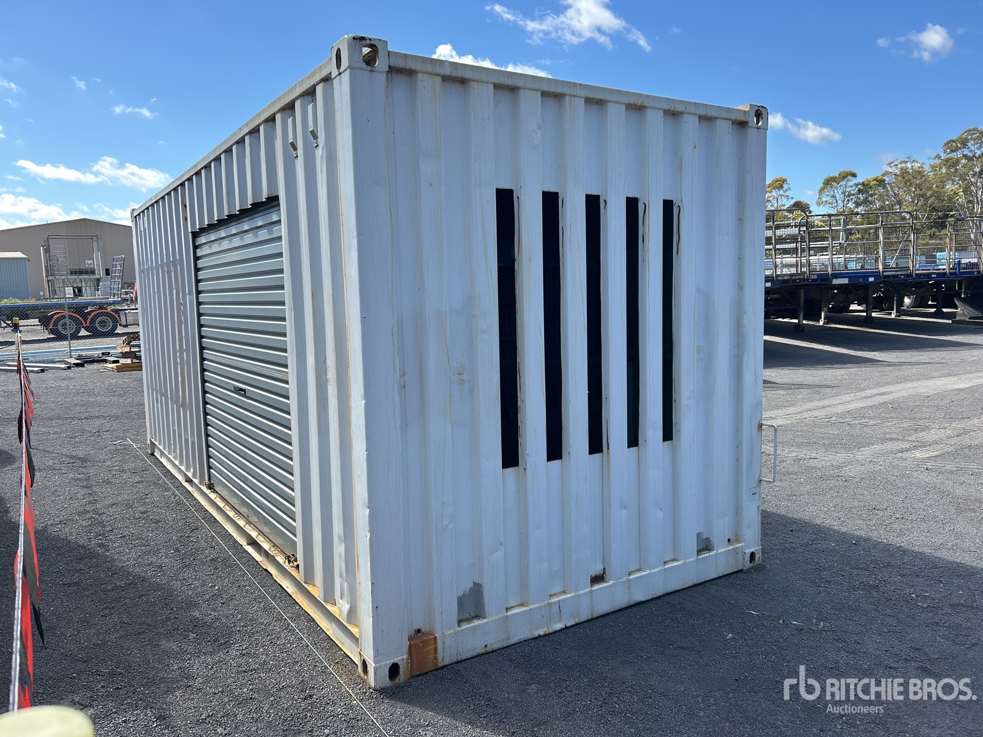 General Appearance with Picture, Left Rear Corner