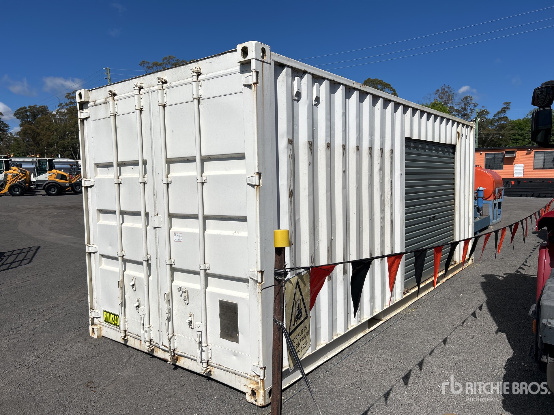 General Appearance with Picture, Left Front Corner