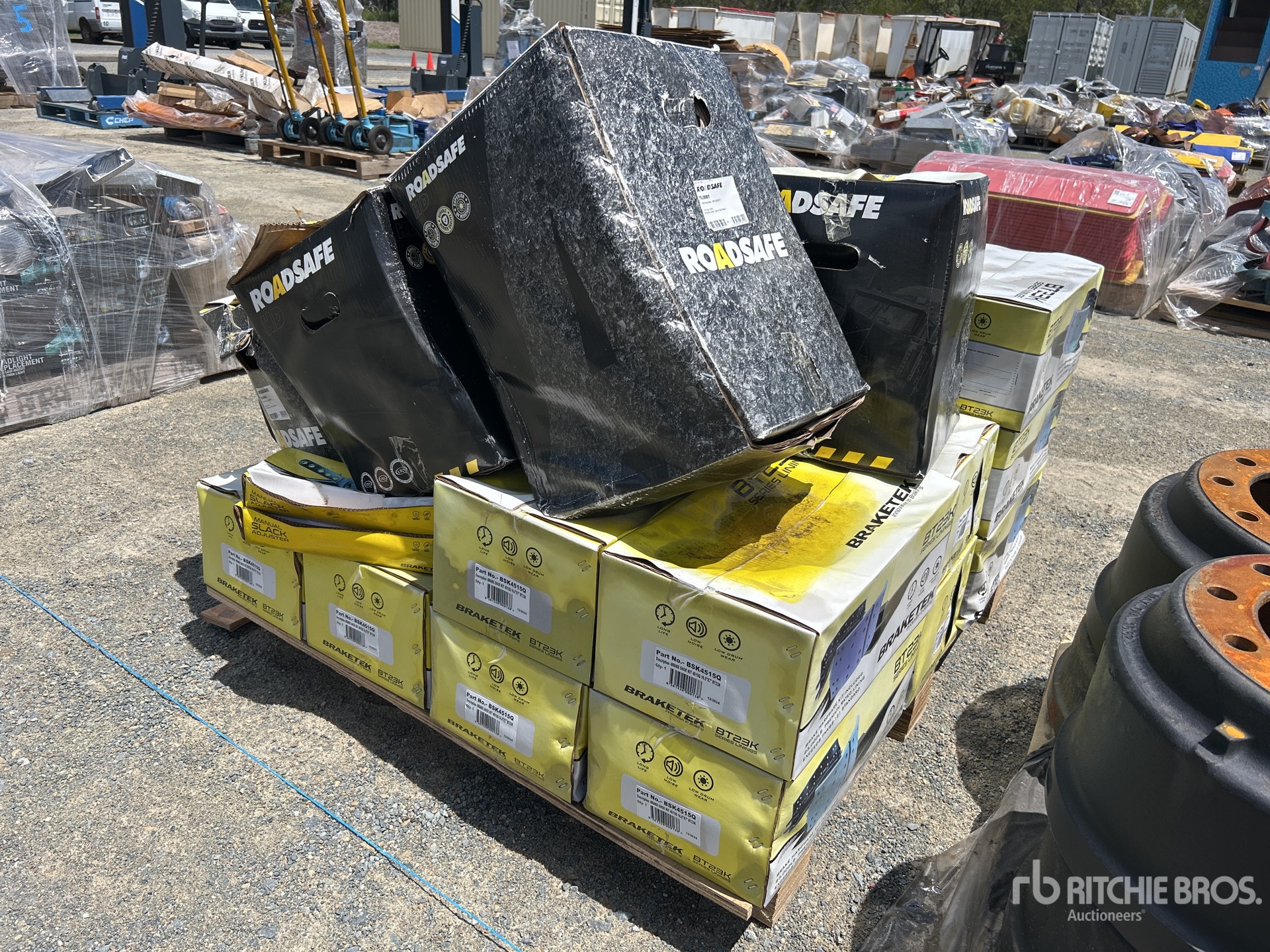 General Appearance with Picture, Left Front Corner