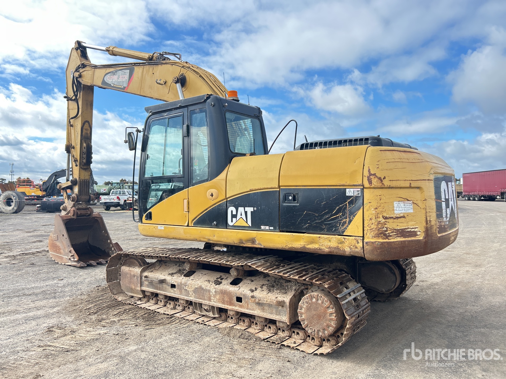 General Appearance with Imagen: esquina trasera izquierda