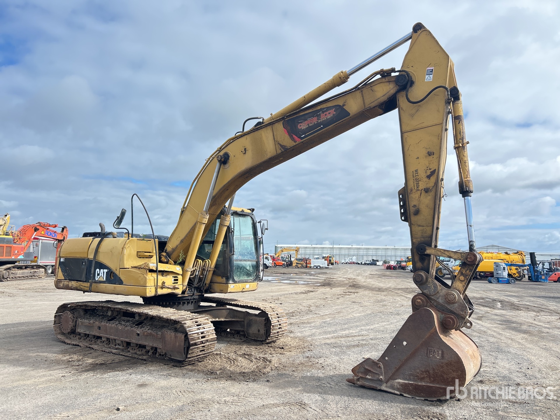 General Appearance with Imagen: esquina delantera derecha