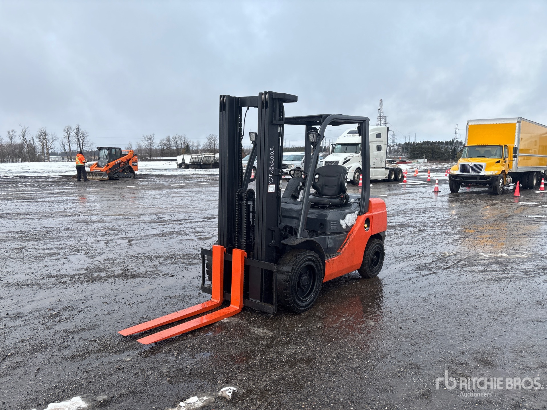 General Appearance with Featured Photo