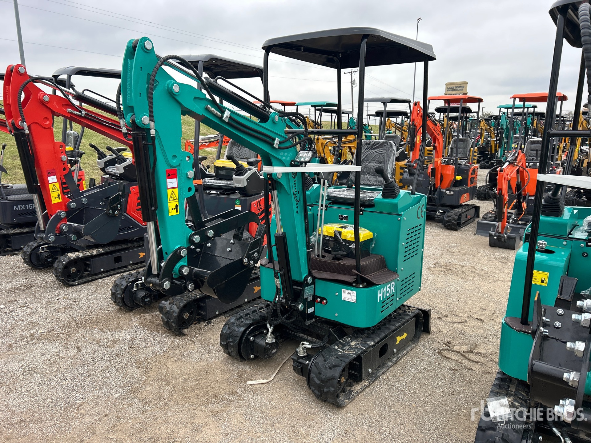 General Appearance with Picture, Left Front Corner