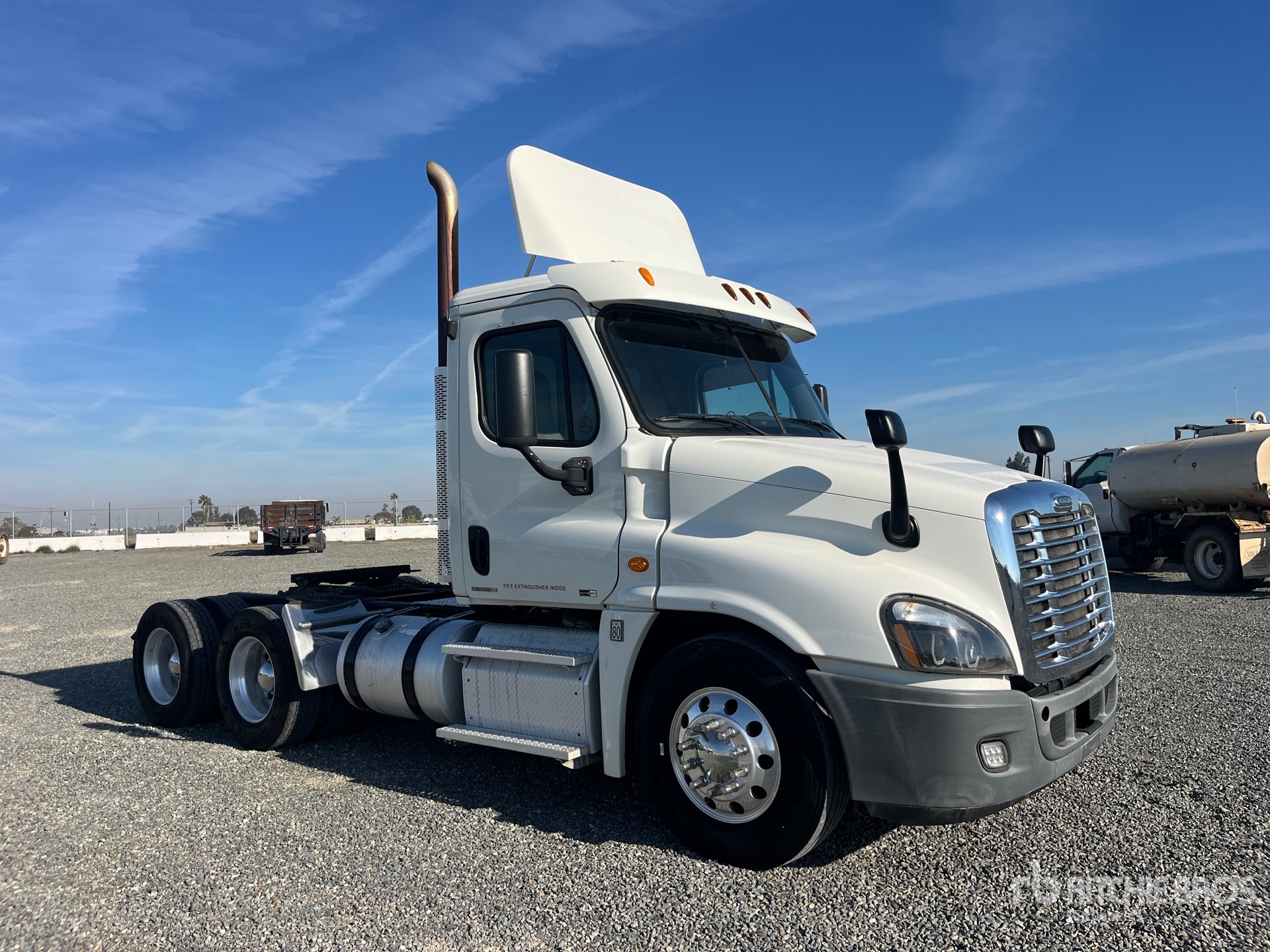 General Appearance with Zdjęcie, prawy górny róg