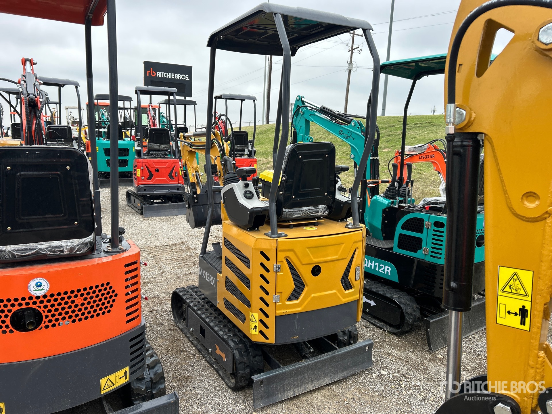 General Appearance with Picture, Left Rear Corner