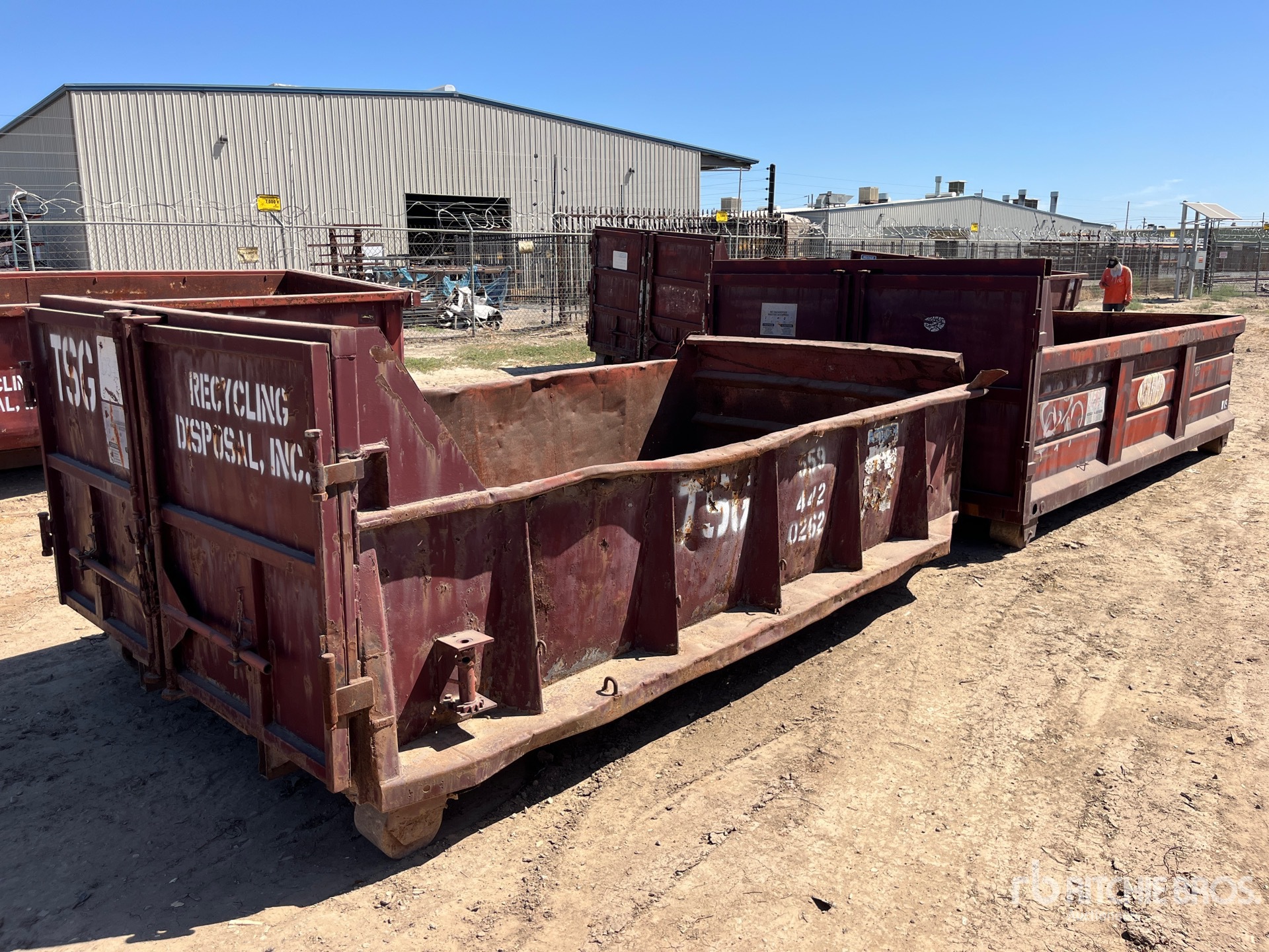 General Appearance with Bild, Ecke hinten links