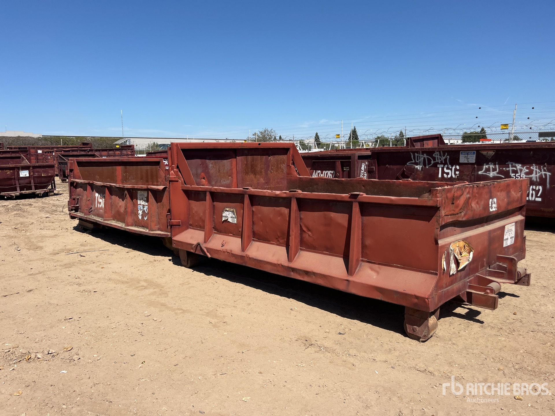 General Appearance with Bild, Ecke hinten links