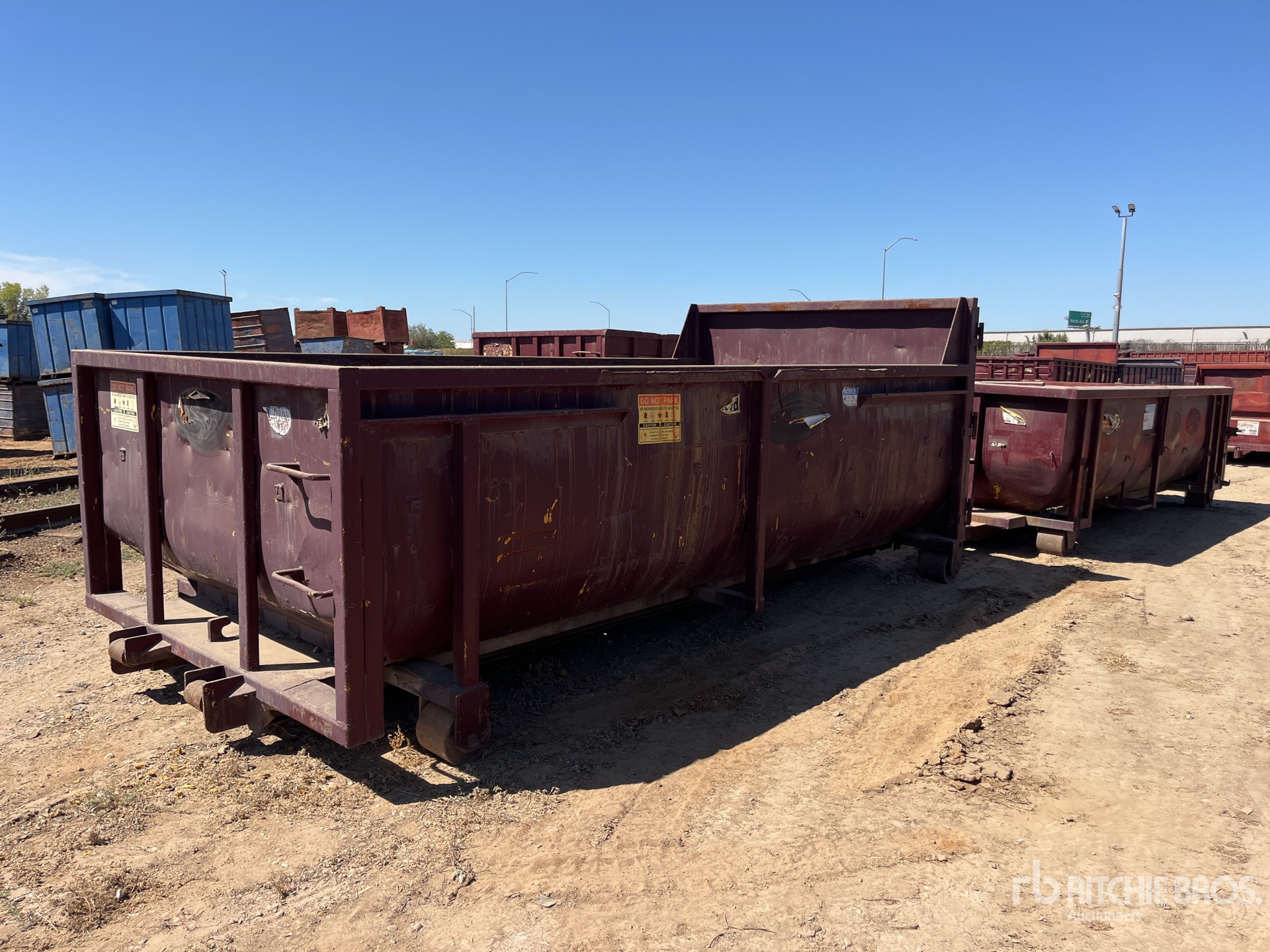 General Appearance with Bild, Ecke hinten rechts