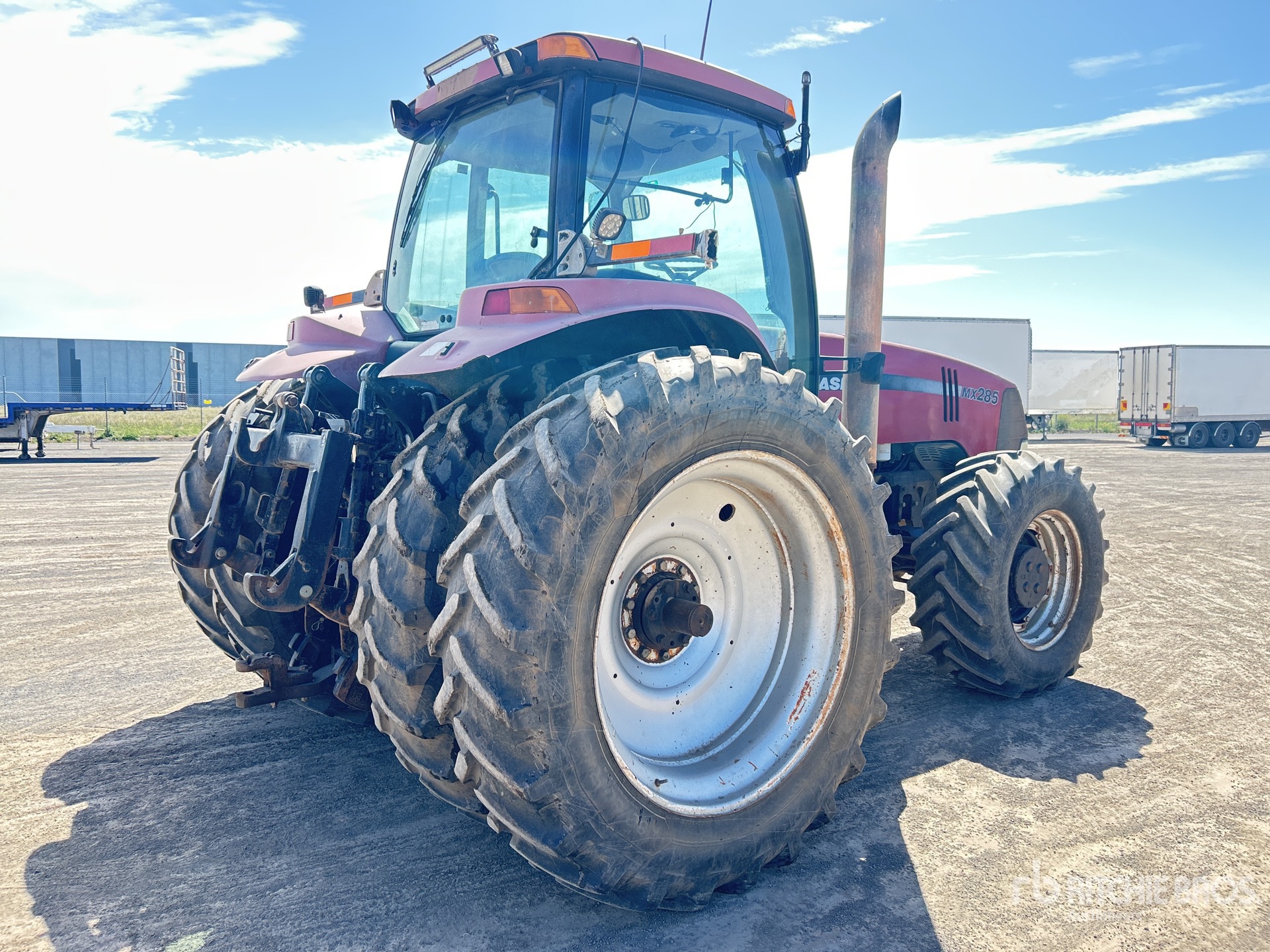 General Appearance with Picture, Right Rear Corner