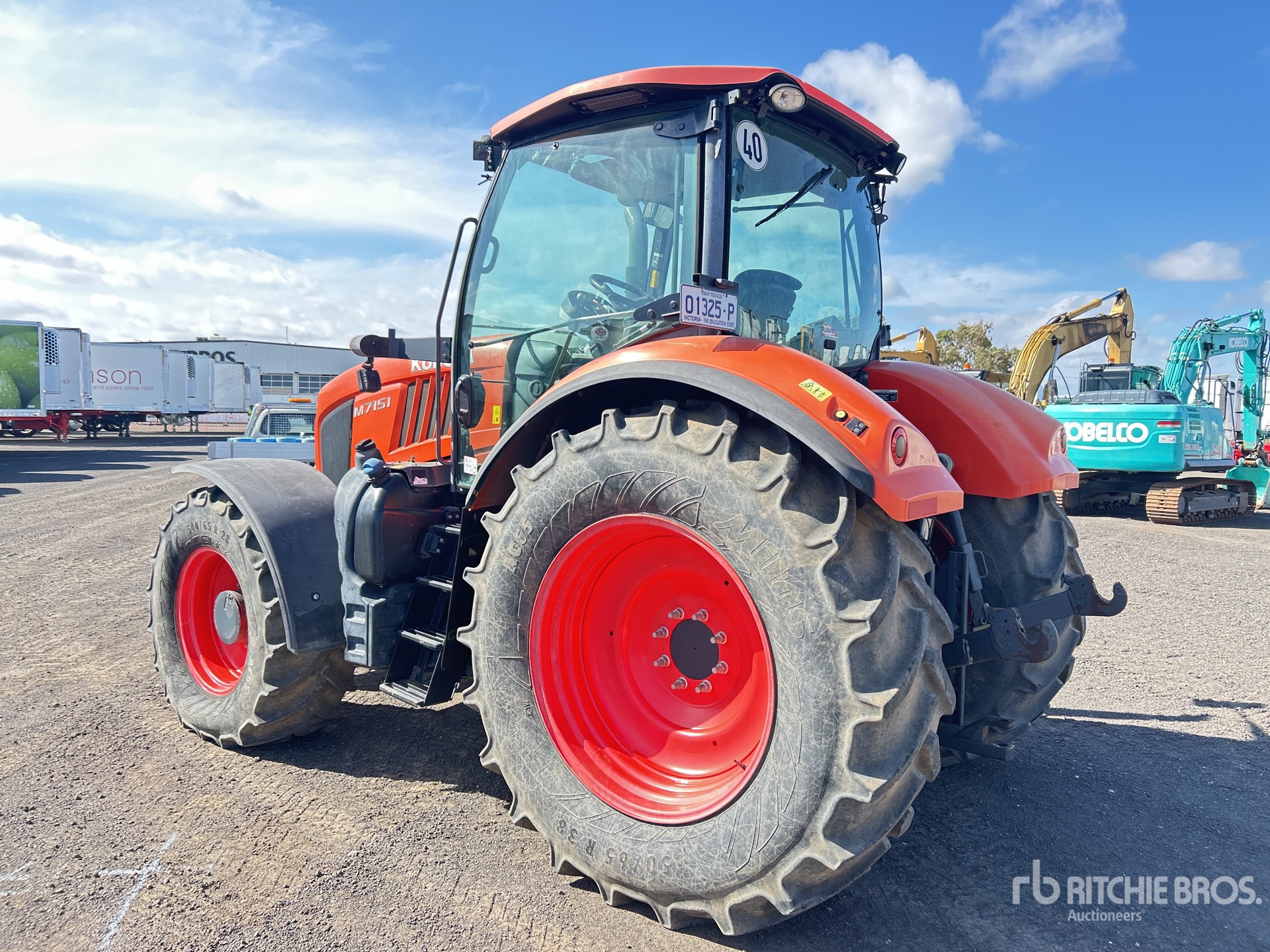 General Appearance with Foto, angolo posteriore sinistro