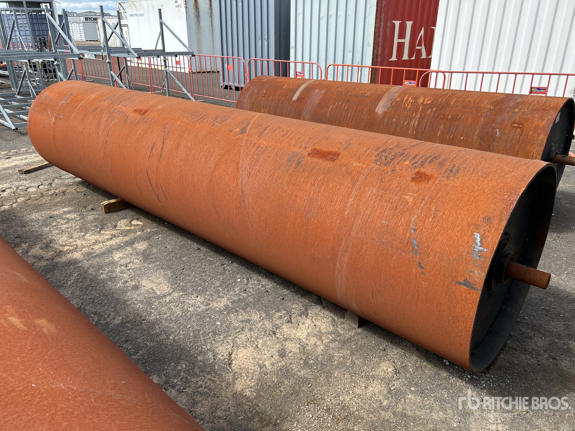 General Appearance with Bild, Ecke hinten rechts