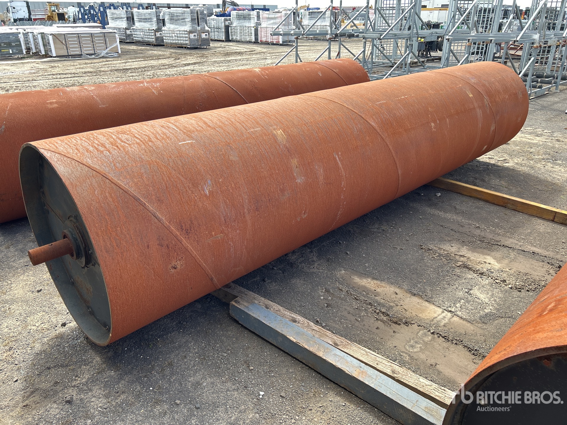 General Appearance with Bild, Ecke vorne rechts